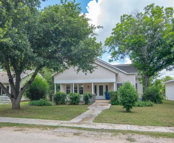 1512 Vincent Street, Brownwood, TX 76801