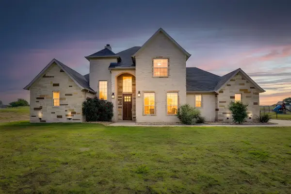 120 War Wagon Circle, Millsap, TX 76066