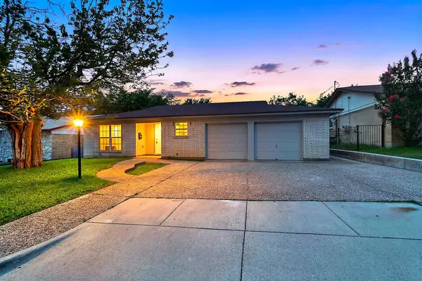 6600 Cervantes Avenue, Fort Worth, TX 76133