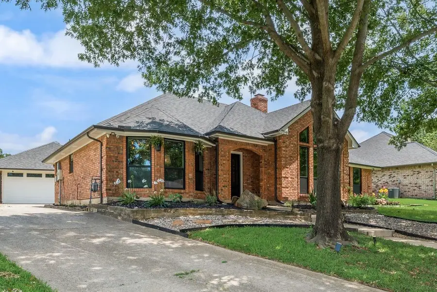 2908 Roaring Springs Road, Grapevine, TX 76051 - #3