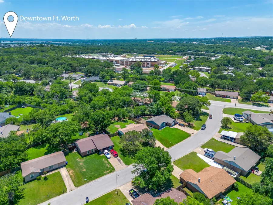 712 Poe Street, Azle, TX 76020 - #2