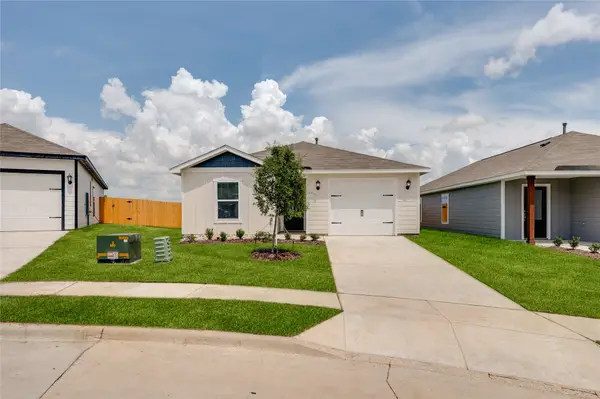 1523 William Wallace Street, Crandall, TX 75114