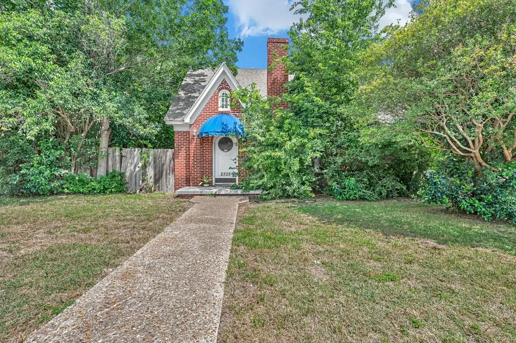 2525 Lasker Avenue, Waco, TX 76707 - #1