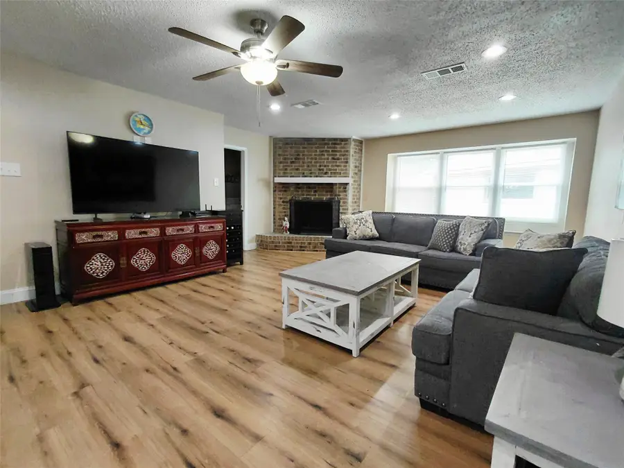 1418 Whiteoak Drive, Garland, TX 75040 - #2