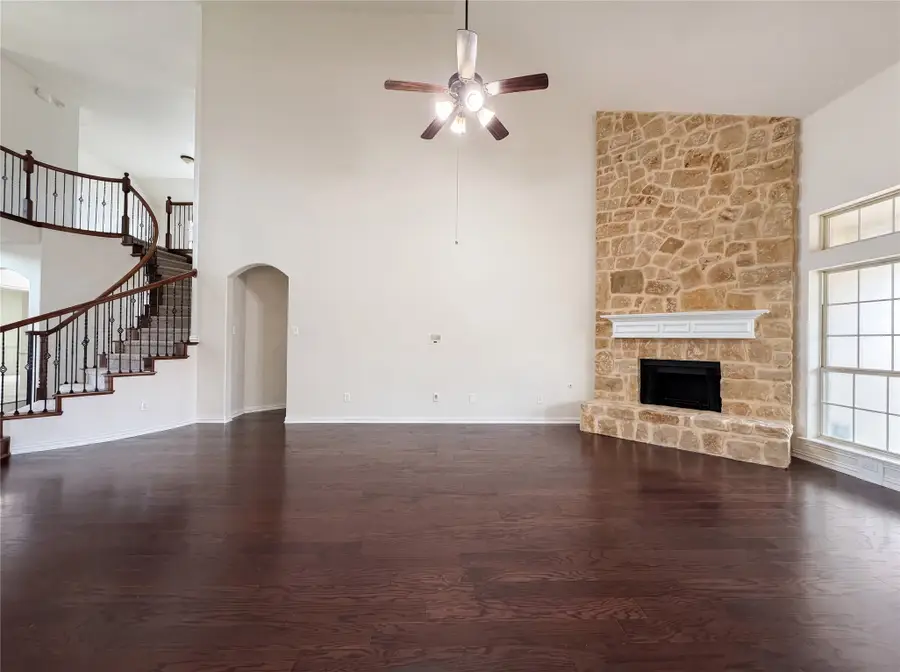 2948 Almansa, Grand Prairie, TX 75054 - #3