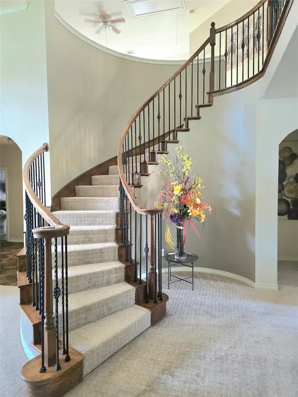 506 Magnolia Lane, Glenn Heights, TX 75154