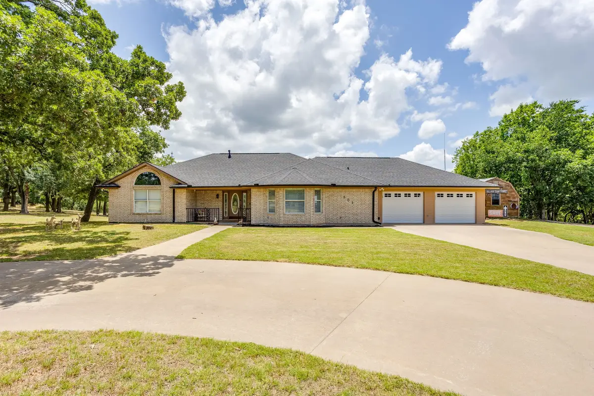 804 NE 9th Street, Mineral Wells, TX 76067 - #1
