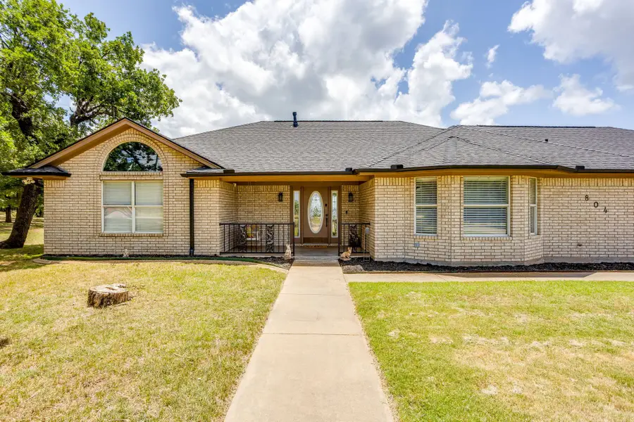 804 NE 9th Street, Mineral Wells, TX 76067 - #2