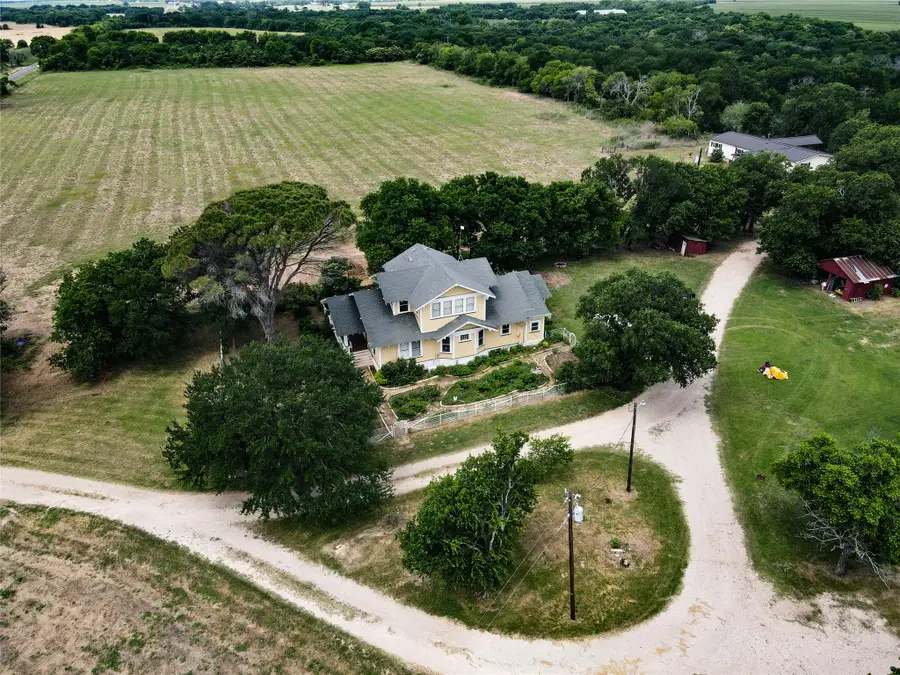 2749 Mcgregor South Loop, McGregor, TX 76657 - #2