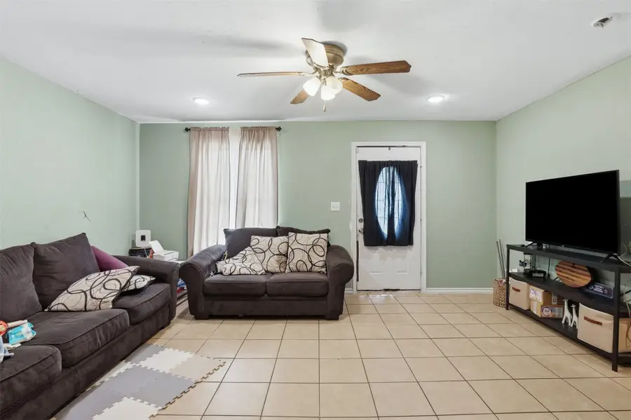 3104 Avenue L, Fort Worth, TX 76105 - #3