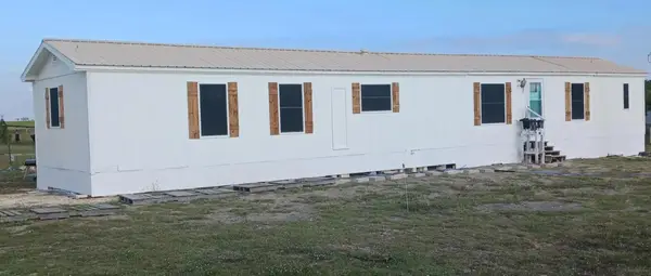 7739 NW County Road 1200, Barry, TX 75102