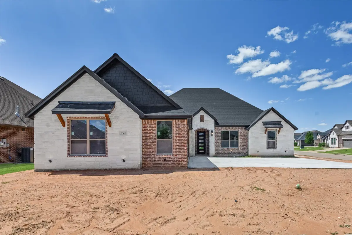 1041 Mickelson Drive, Granbury, TX 76048 - #1
