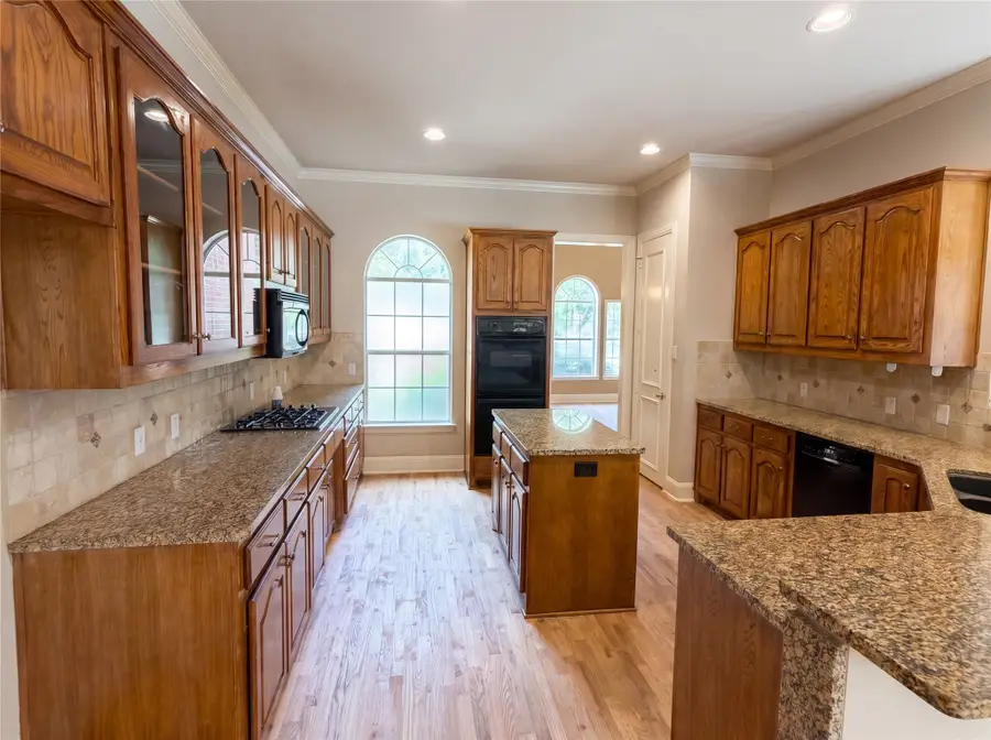 2533 Vista Creek Court, Garland, TX 75044 - #2