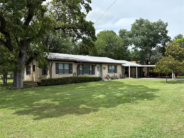323 S Fisher Street, Gorman, TX 76454