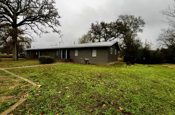 622 N Main Street, Grand Saline, TX 75140