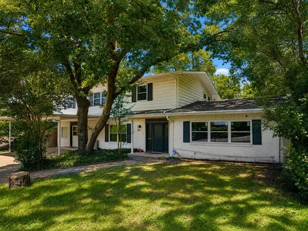 2409 Whitewood Drive, Dallas, TX 75233