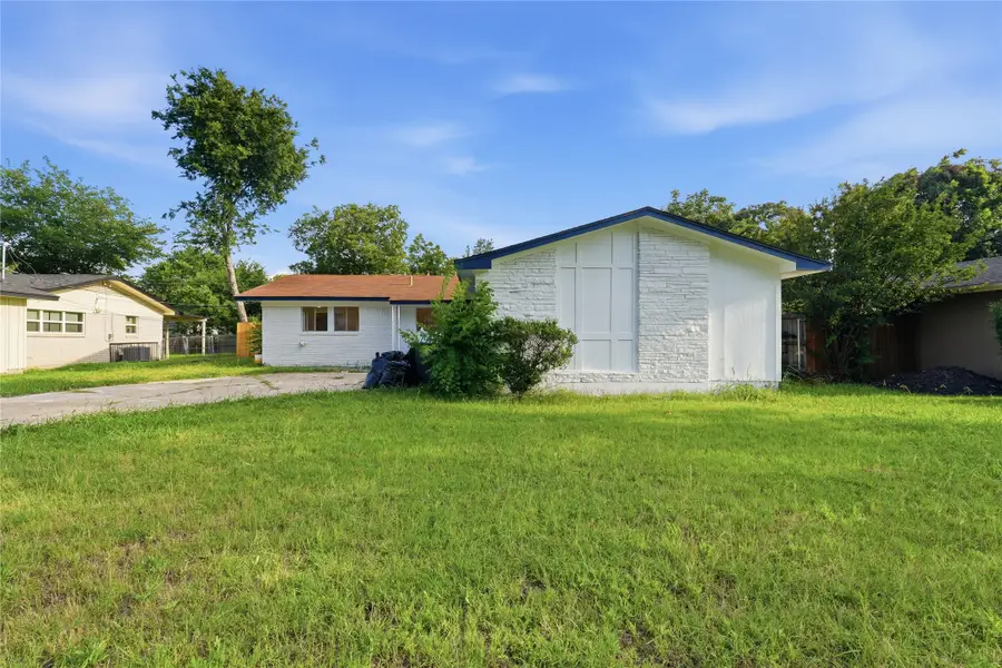4649 South Drive W, Fort Worth, TX 76132 - #2