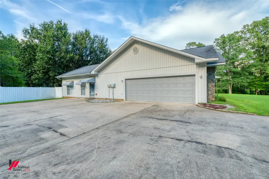 1580 Machen Drive, Springhill, LA 71075 - #2