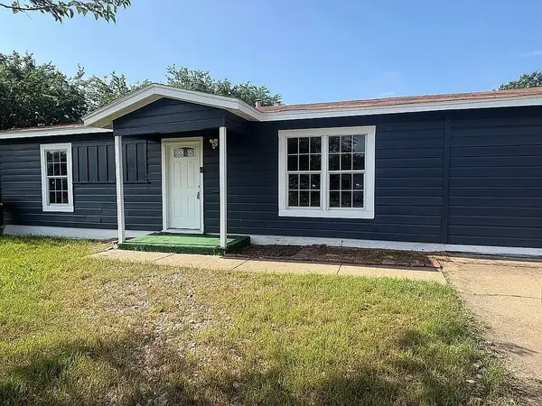 5586 Pinson Street, Fort Worth, TX 76119