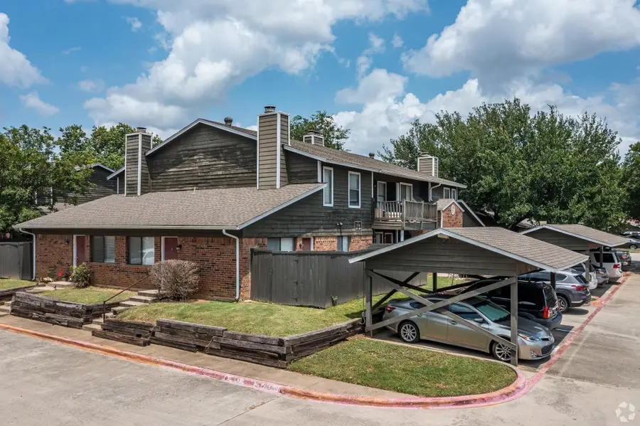 1122 Millview Drive #1704, Arlington, TX 76012 - #2
