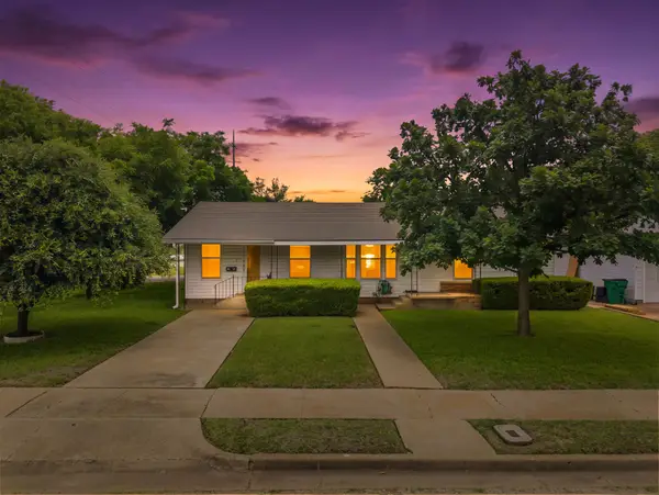 1319 W 3 A Street, McGregor, TX 76657
