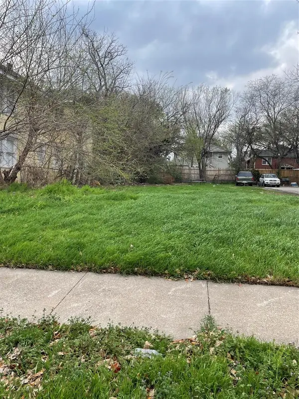 4629 Worth Street, Dallas, TX 75246