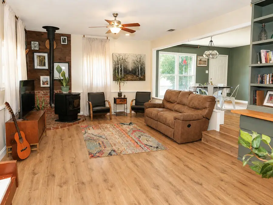 509 E Cedar Street, Nocona, TX 76255 - #3