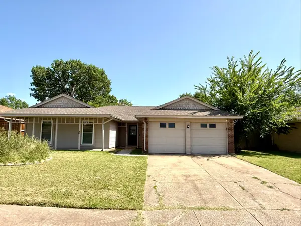 2661 Berkshire Lane, Grand Prairie, TX 75052