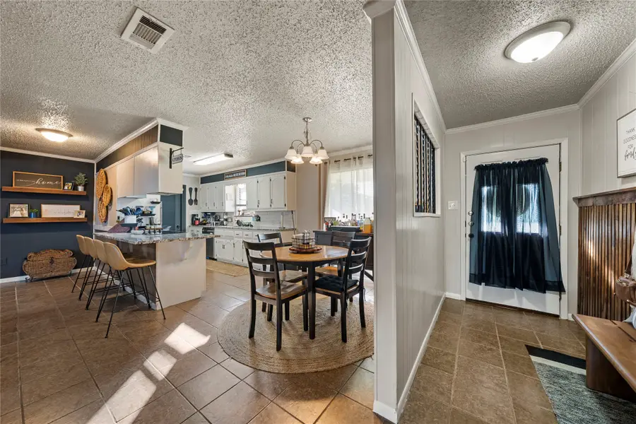 104 Melissa Street, Eddy, TX 76524 - #2