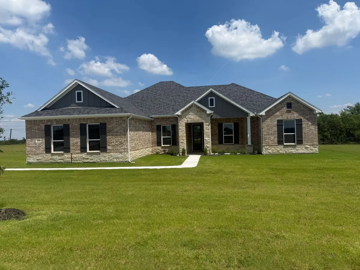 216 Slimp Bluff, Azle, TX 76020 - #1