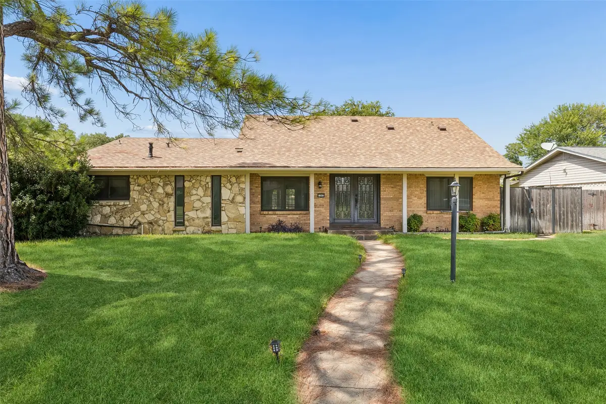 1303 Berkeley Drive, Richardson, TX 75081 - #1
