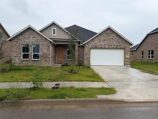 2106 Bankside Lane, Waco, TX 76655