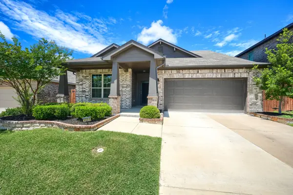 3805 S Courtney Court, Forney, TX 75126