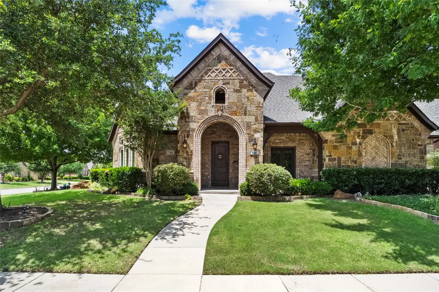 7901 Bentley Drive, North Richland Hills, TX 76182 - #2