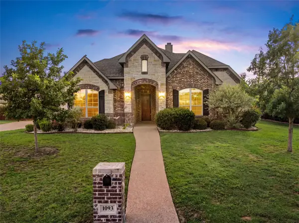 1093 Hesselridge Drive, Hewitt, TX 76643