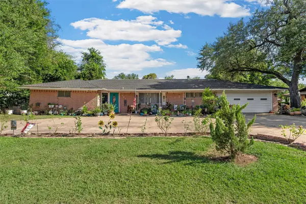 204 Oakland Place, Marlin, TX 76661