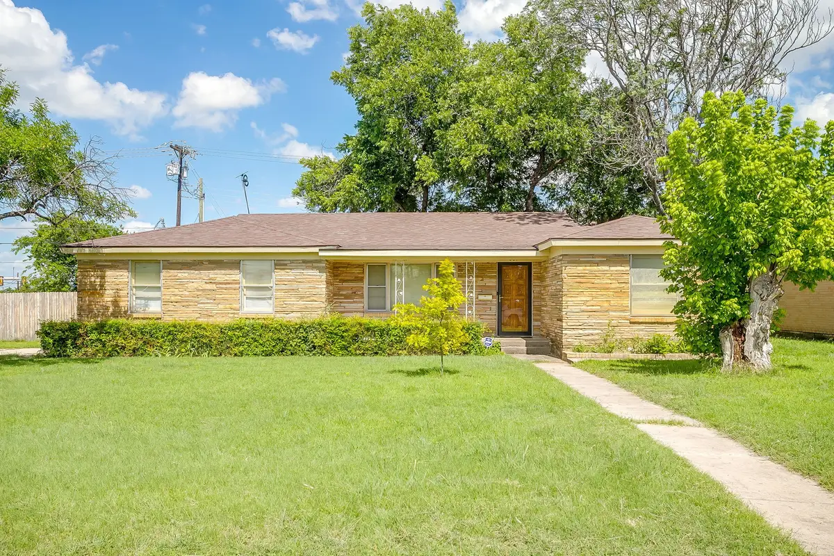 601 Perry Drive, White Settlement, TX 76108 - #1
