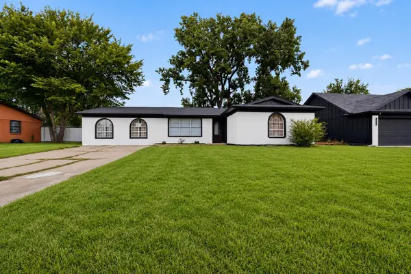 2217 52nd Street, Dallas, TX 75216