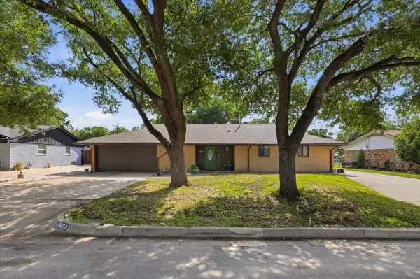 6812 Treehaven Road, Fort Worth, TX 76116