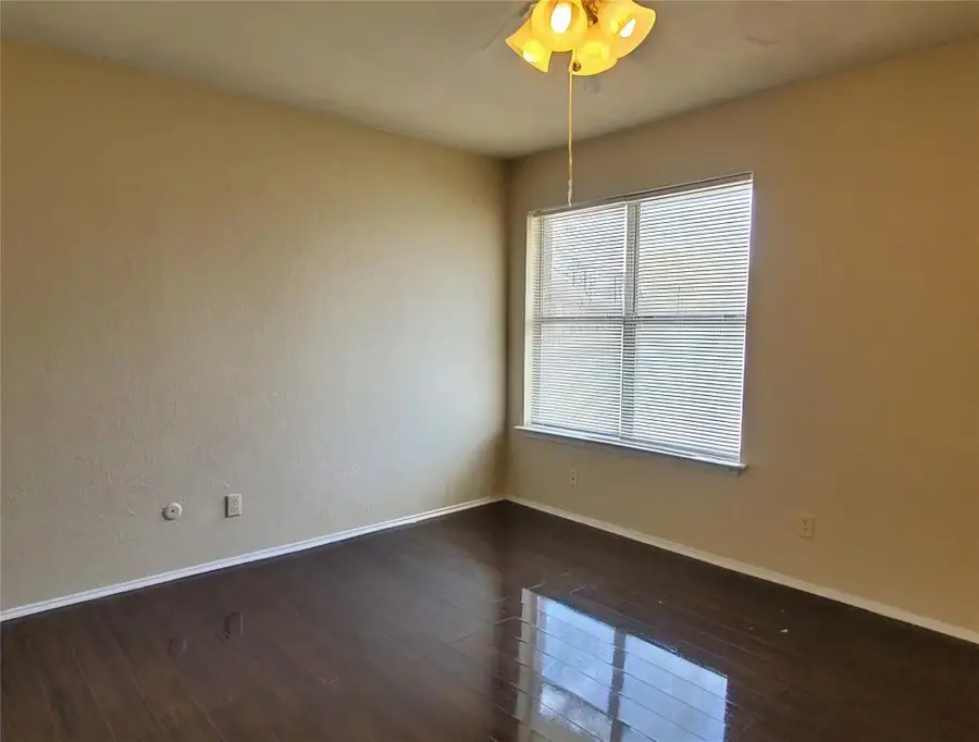 2760 Patricia Lane, Garland, TX 75041 - #2