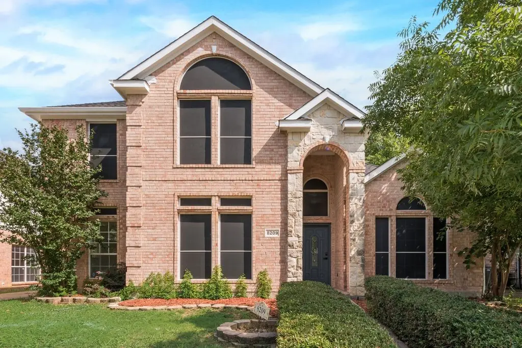 8209 Shoshoni Drive, Arlington, TX 76002 - #1
