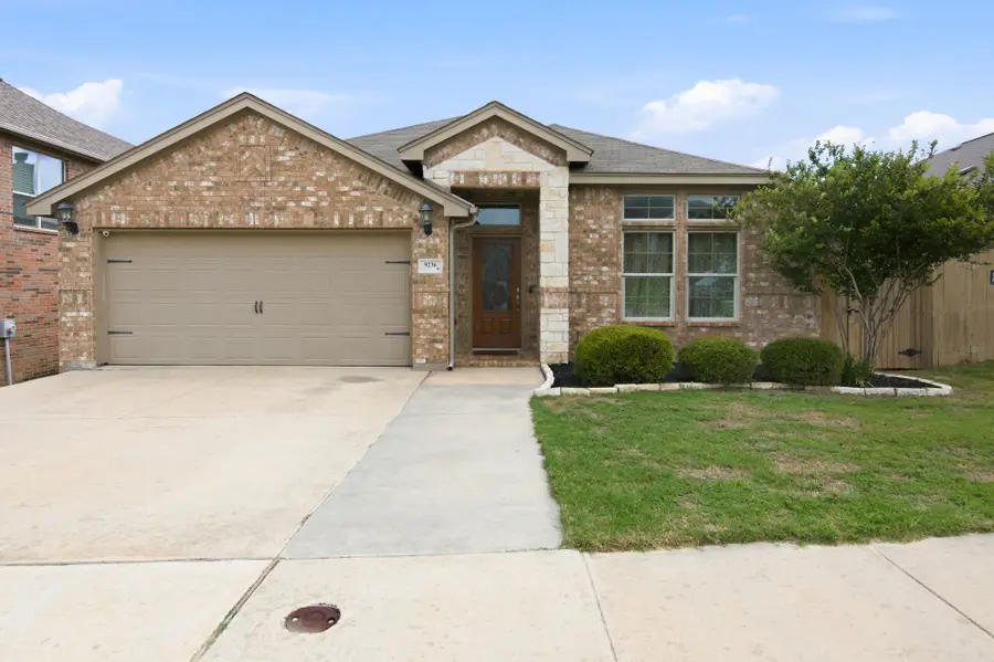 9236 Hunters Court, White Settlement, TX 76108 - #2