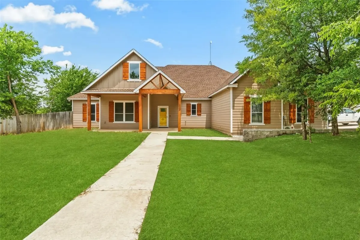 1754 Riverview Drive, Cleburne, TX 76033 - #1