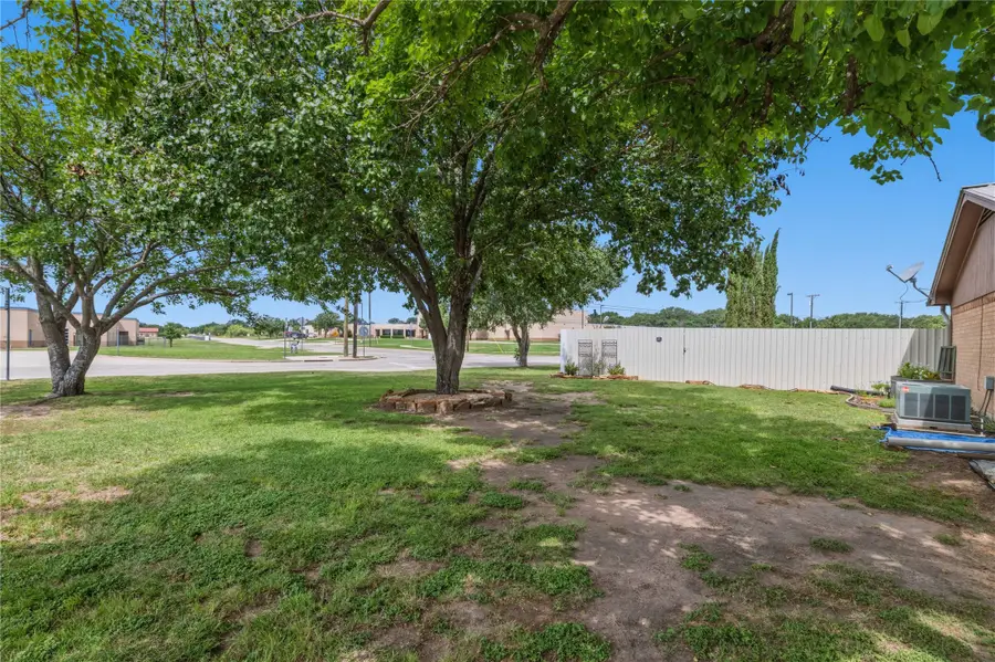 102 Meadow Lane, Early, TX 76802 - #3