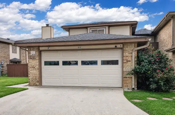 88 Morrow Drive, Bedford, TX 76021