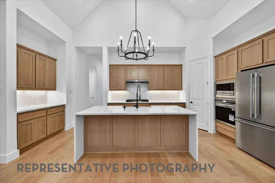 948 Schuberts Road, Justin Roanoke, TX 76247 - #2