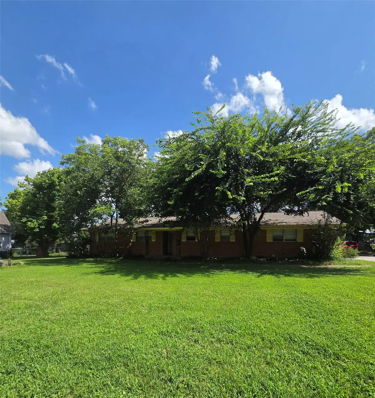 305 School House Road, Paradise, TX 76073 - #1