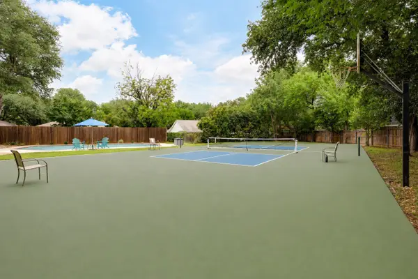 709 Chaffee Court, Arlington, TX 76006