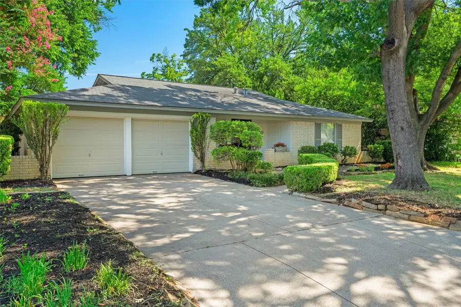 1705 Manchester Drive, Arlington, TX 76012 - #2