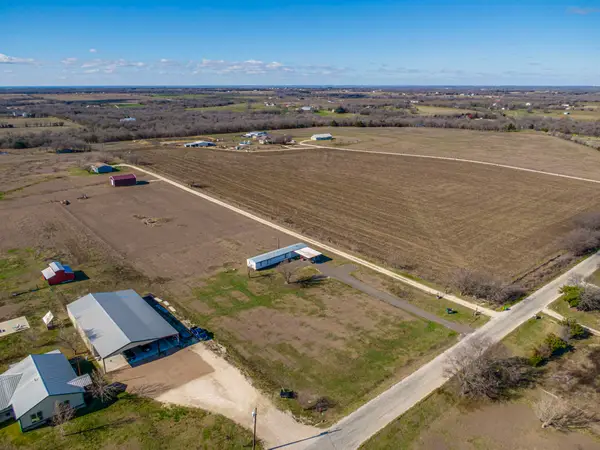 10136 County Road 418, Grandview, TX 76050